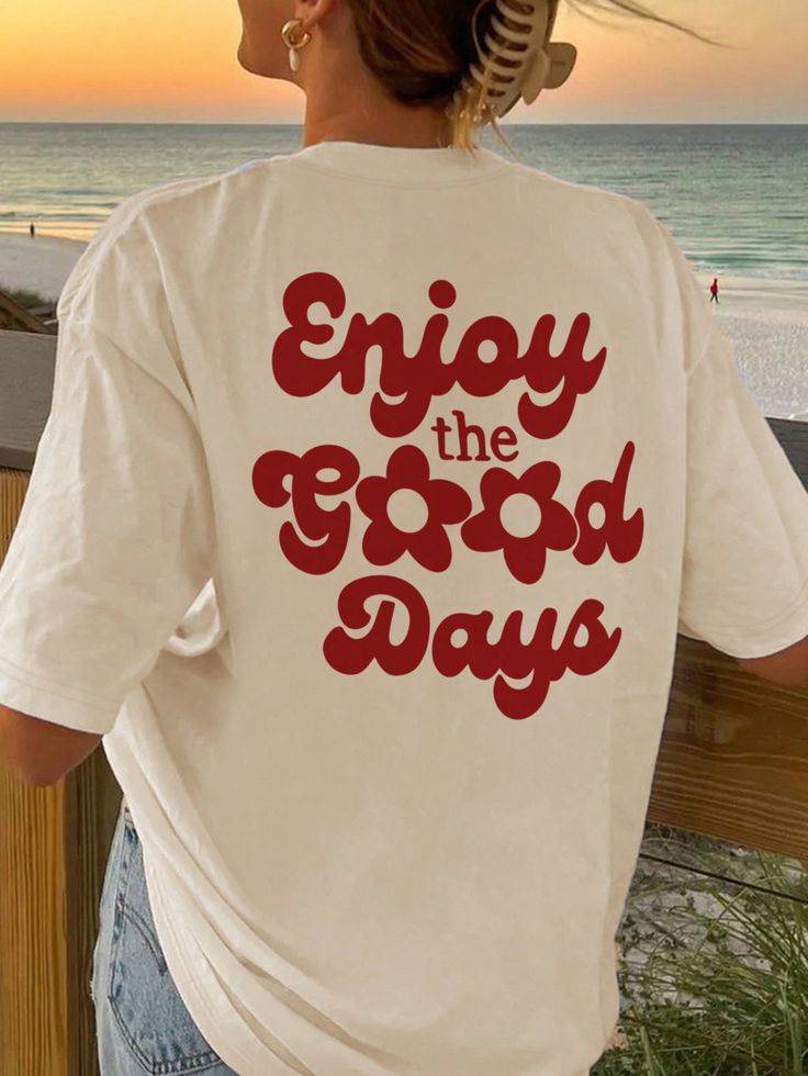 Letter Printed Round Neck Short Sleeve T-Shirt