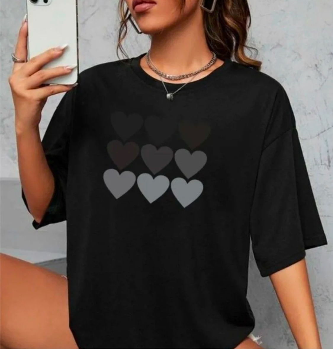 Heart Women’s Oversized Tshirt