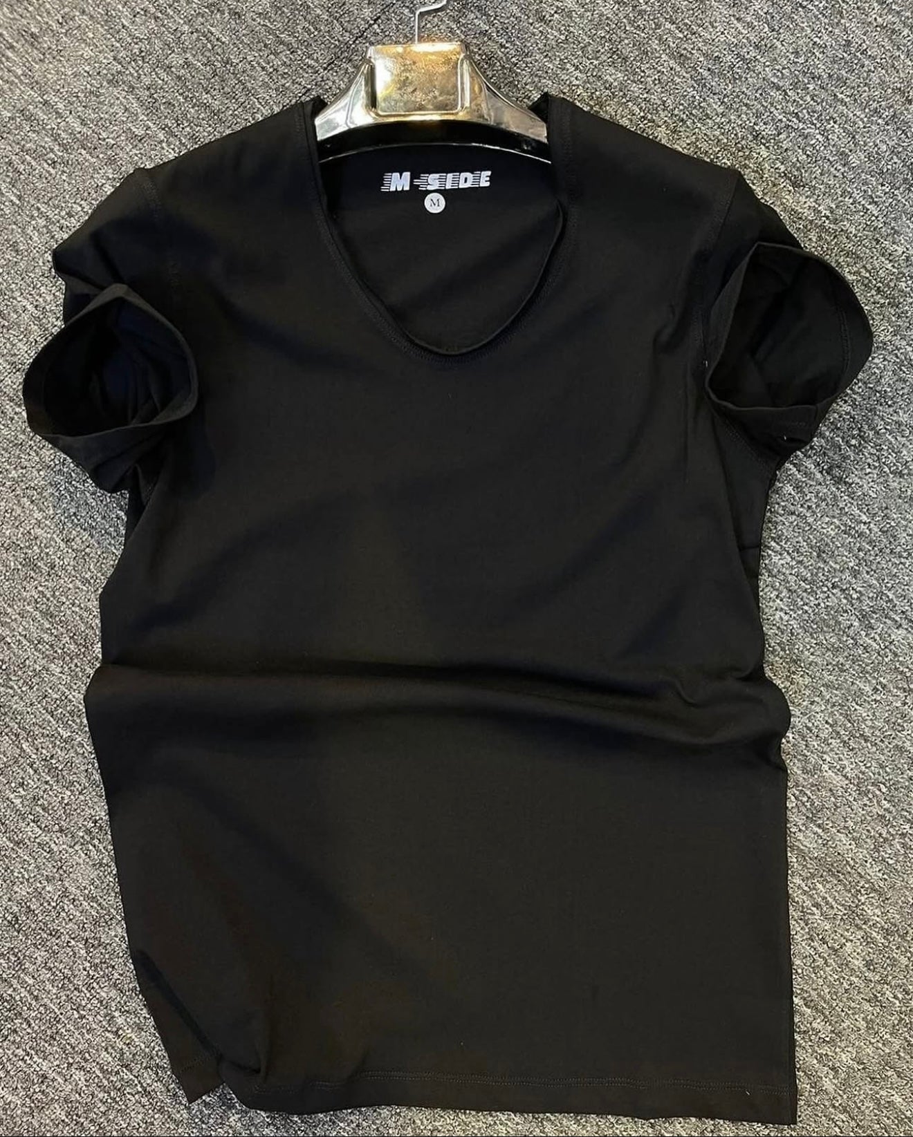 Men V-Neck Basic