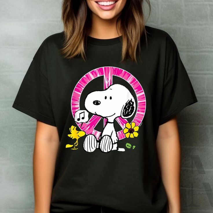 Peanuts - Snoopy Woodstock Peace Sign T-Shirt