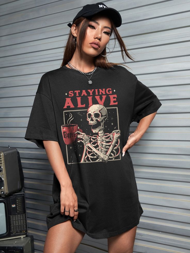 Skull & Letter Graphic Drop Shoulder Tee
