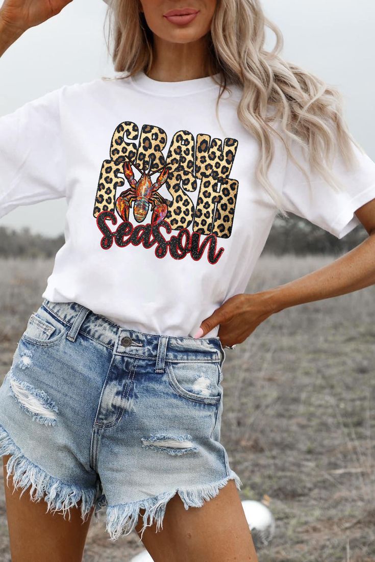 White Crawfish Season Leopard Letter Graphic Tee Regular Fit