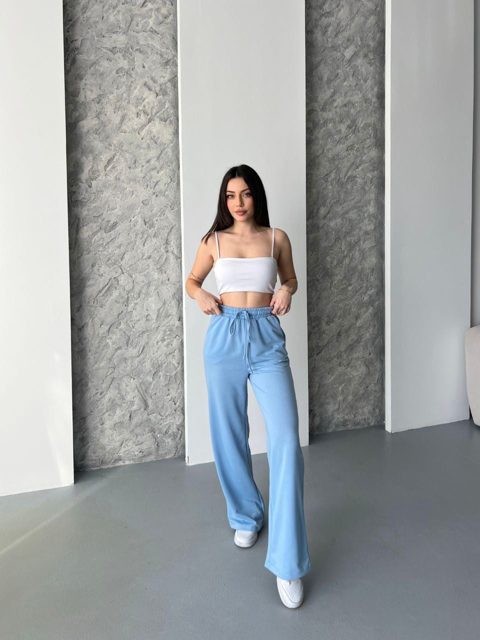 Wide -leg pants
