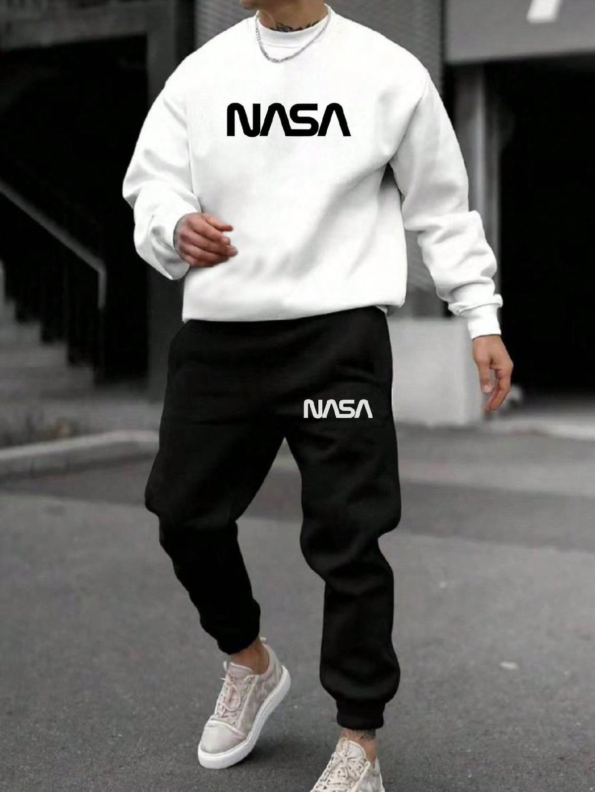 Men's Casual Daily Life Soft And Comfortable Versatile Sweatshirt Suit, Simple Printing Pattern, White Round Neck Pullover Long Sleeve Sweatshirt Narrow Leg Sweatpants Sweatshirt Suit