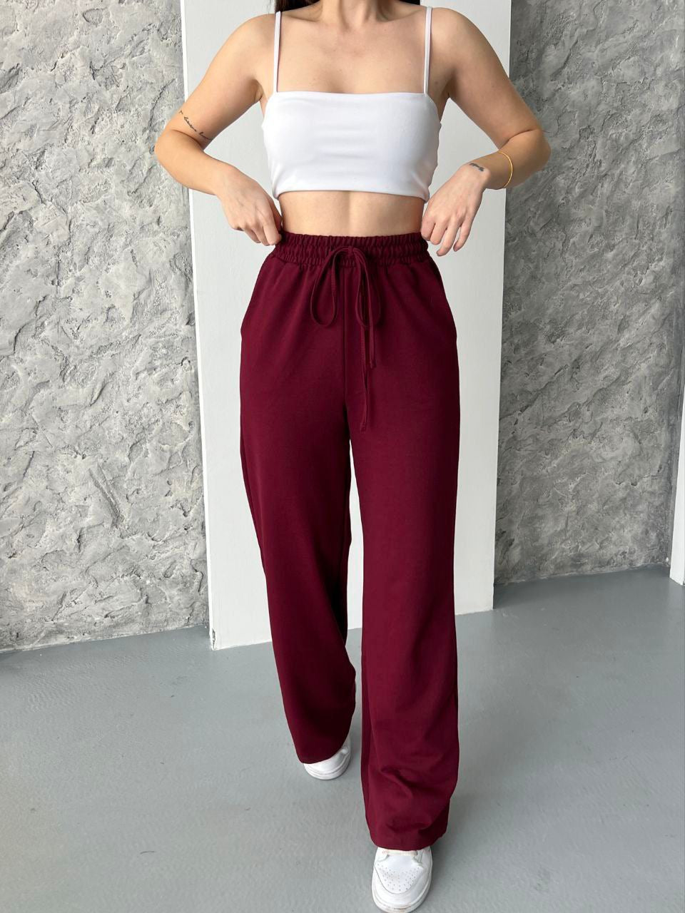 Wide -leg pants