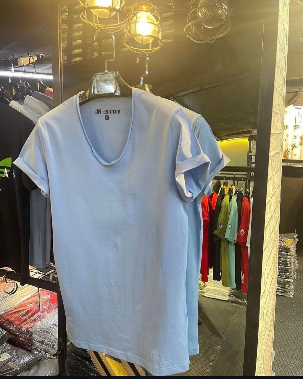 Men V-Neck Basic