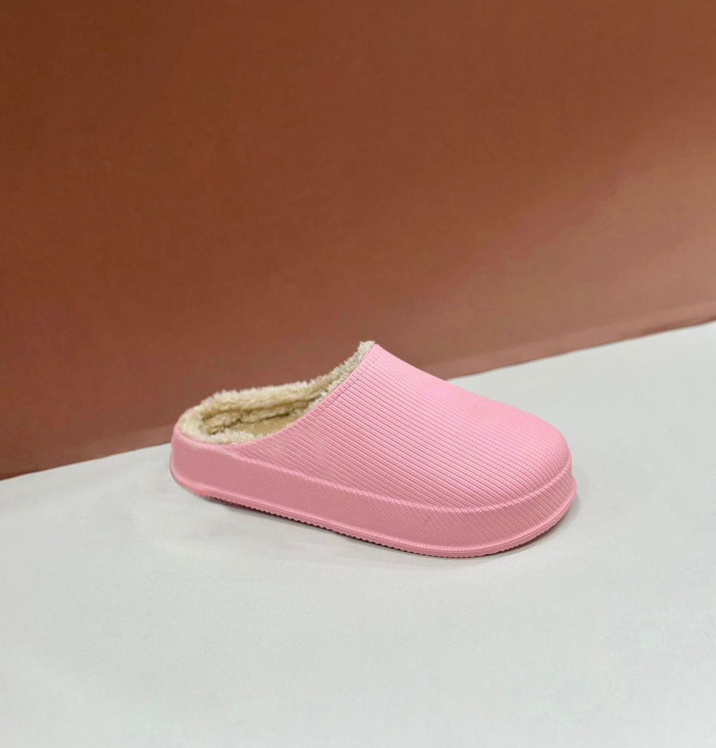 Cozy Winter Home Slippers – Soft Fur Lined, Anti-Slip, Lightweight