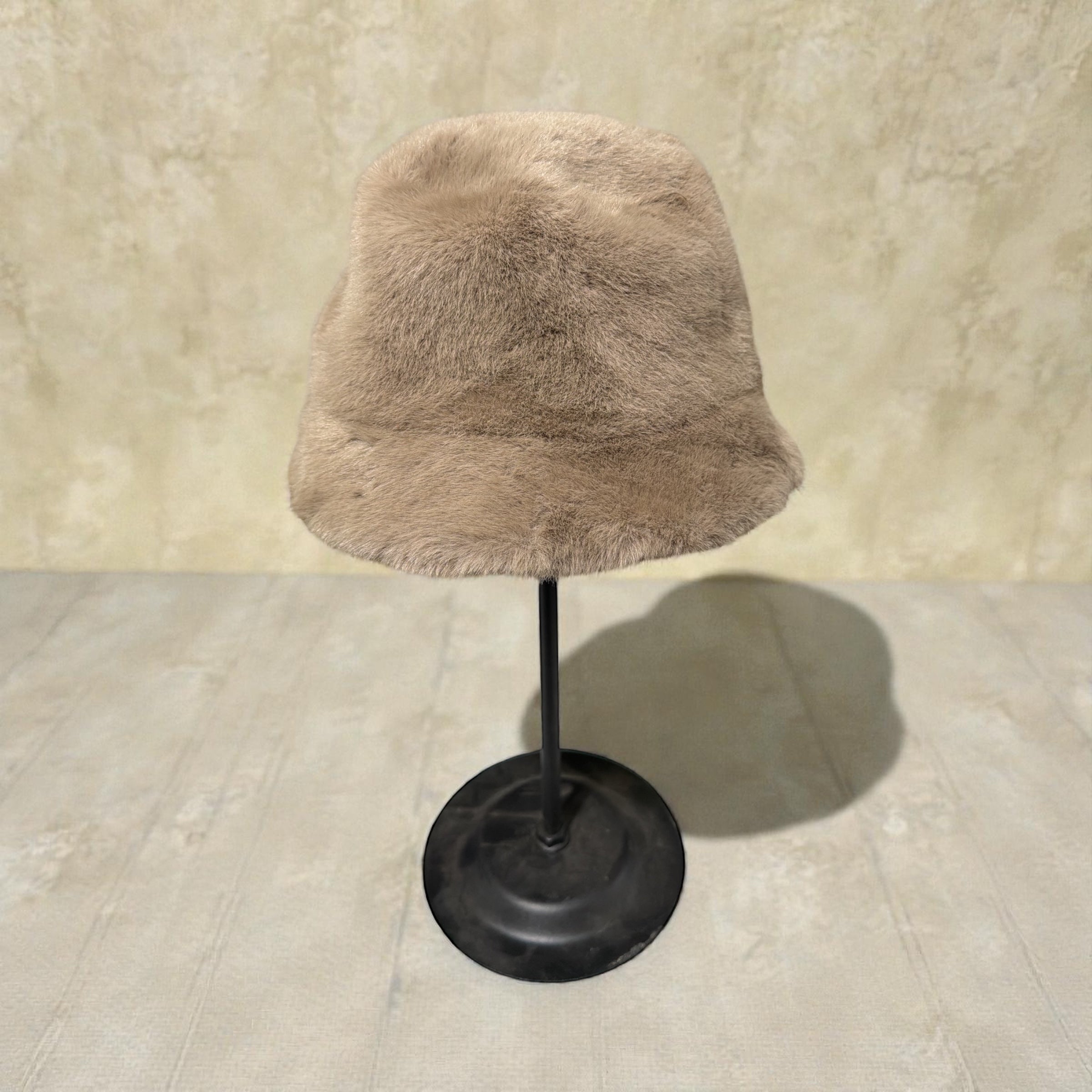 Luxury Faux Fur Bucket Hat – Winter Warm Plush Fashion Cap for Women