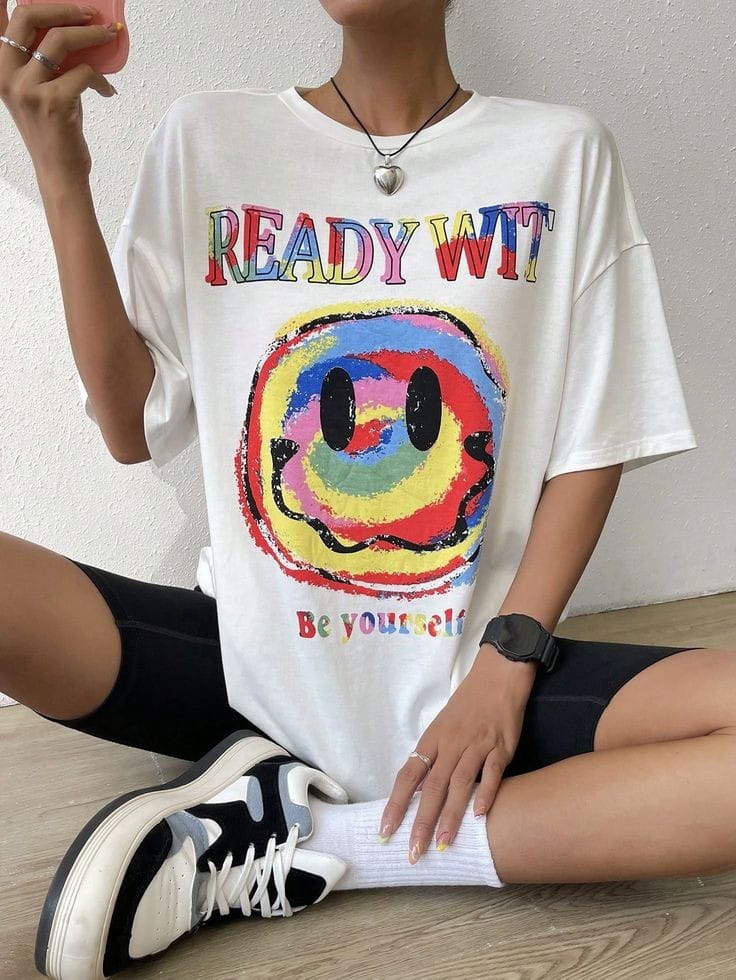 Cartoon face women's oversized tshirt