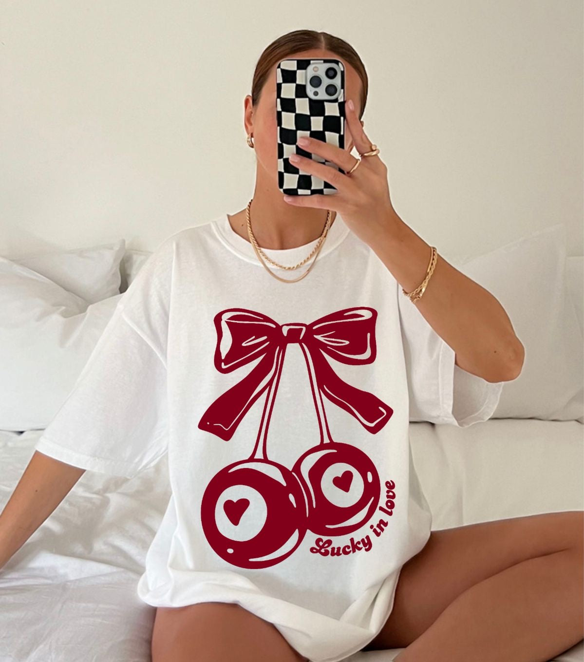 Lucky in love tshirt oversized