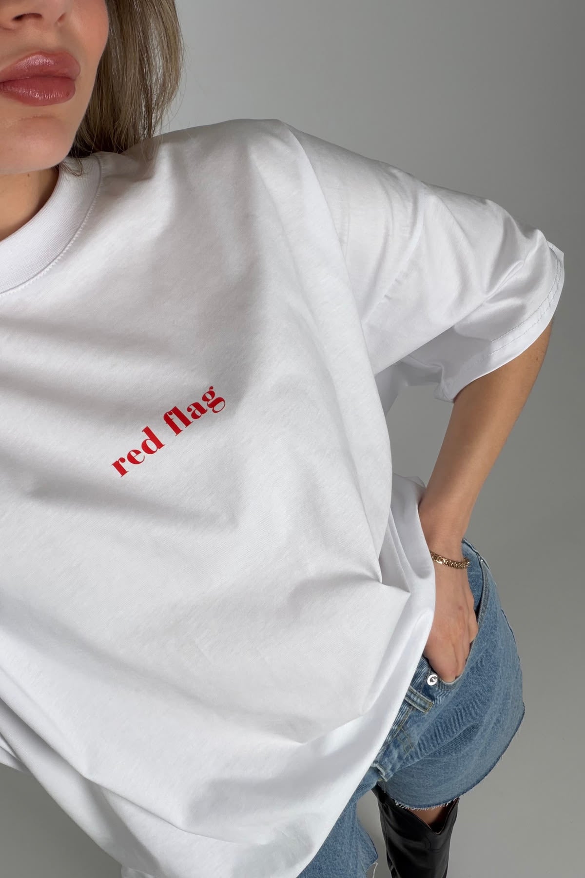 Red flag Women Oversized T-shirt
