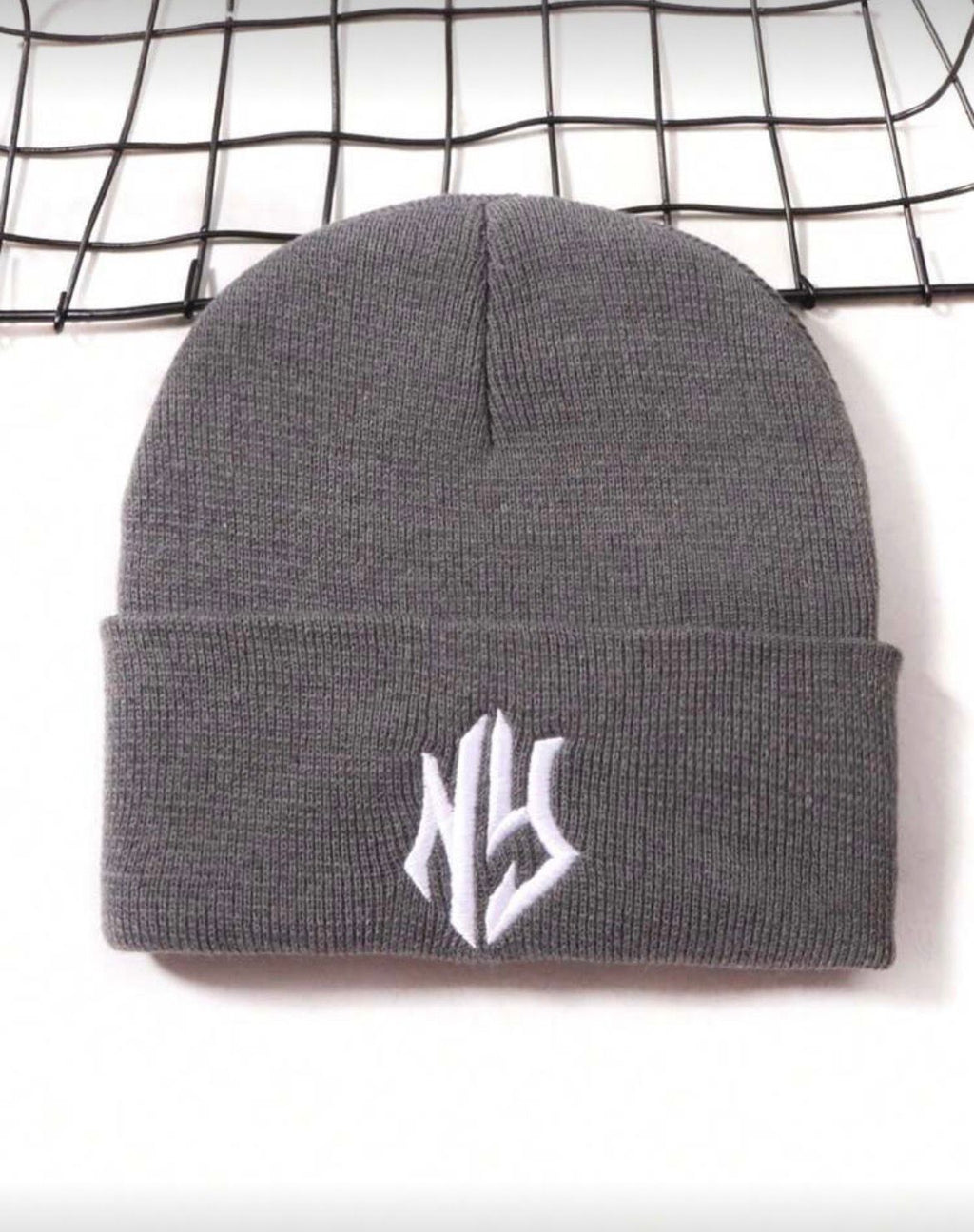 Minimalist Knit Beanie – Unisex Winter Hat with Embroidered Logo