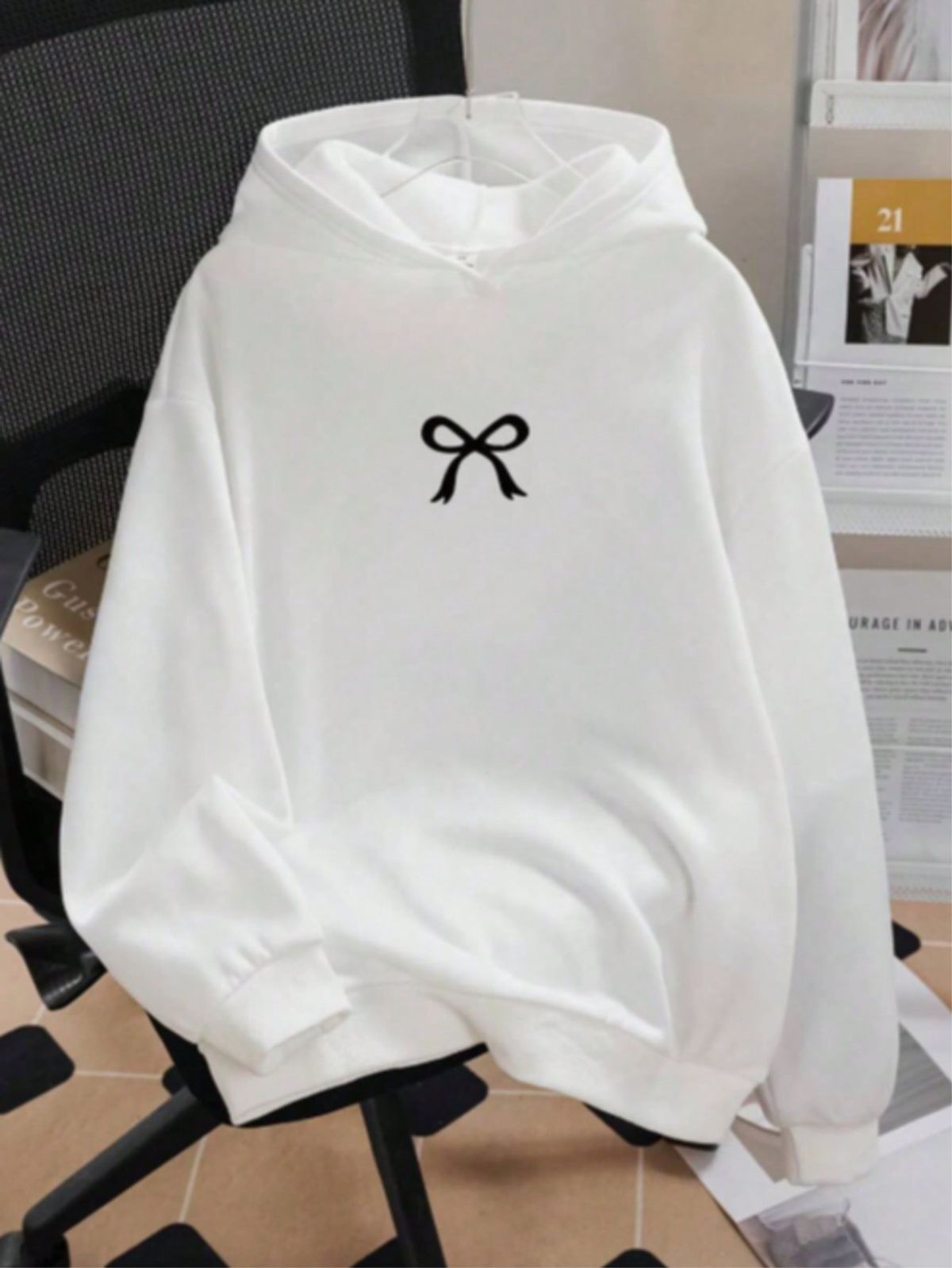 Teen Girl Casual Minimalist Fashion Bow Decor Hoodie Sweatshirt, Comfortable Autumn/Winter