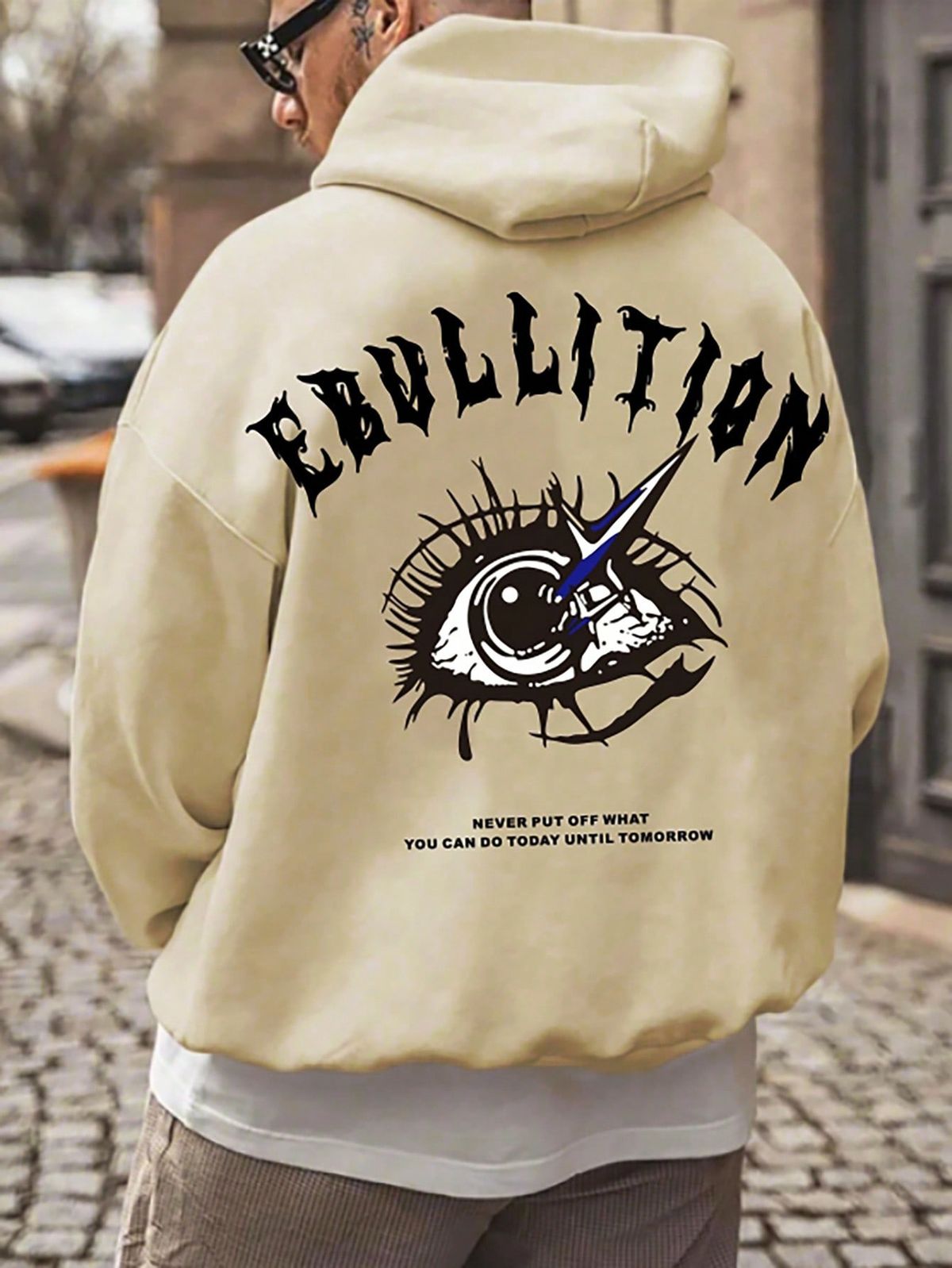Men's Letter & Eye Print Fleece Lined Hoodie With Kangaroo Pocket For Warmth