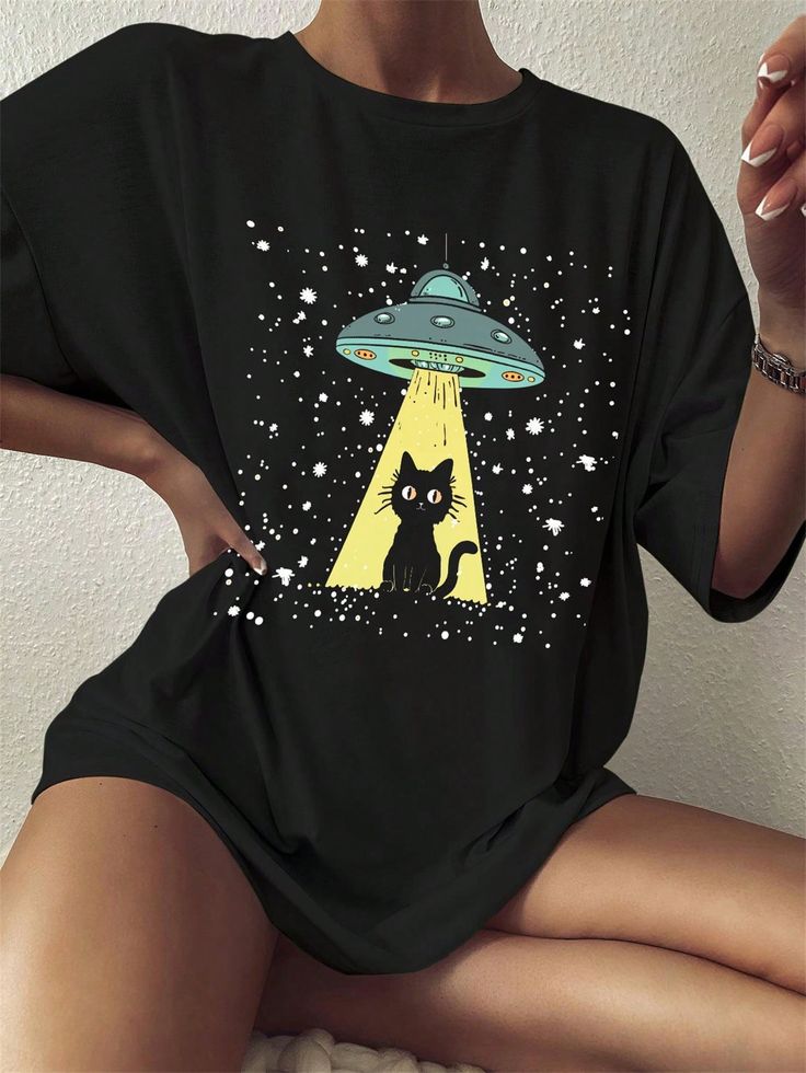 Alien Spaceship Printed Tshirt