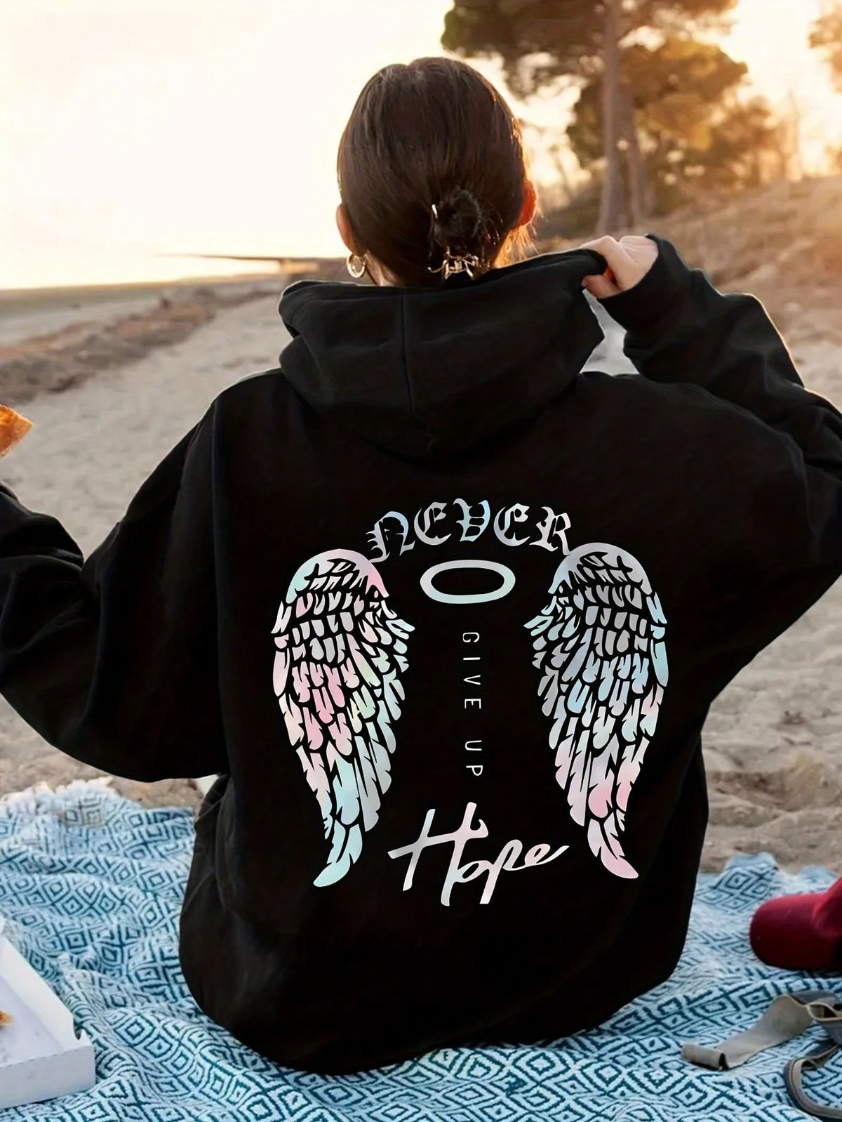 Plus Size Wings Print Hoodie - Casual Drawstring Hooded Long Sleeve Pocket Sweatshirt With Relaxed Fit For Fall & Winter, Women's Cozy Clothing