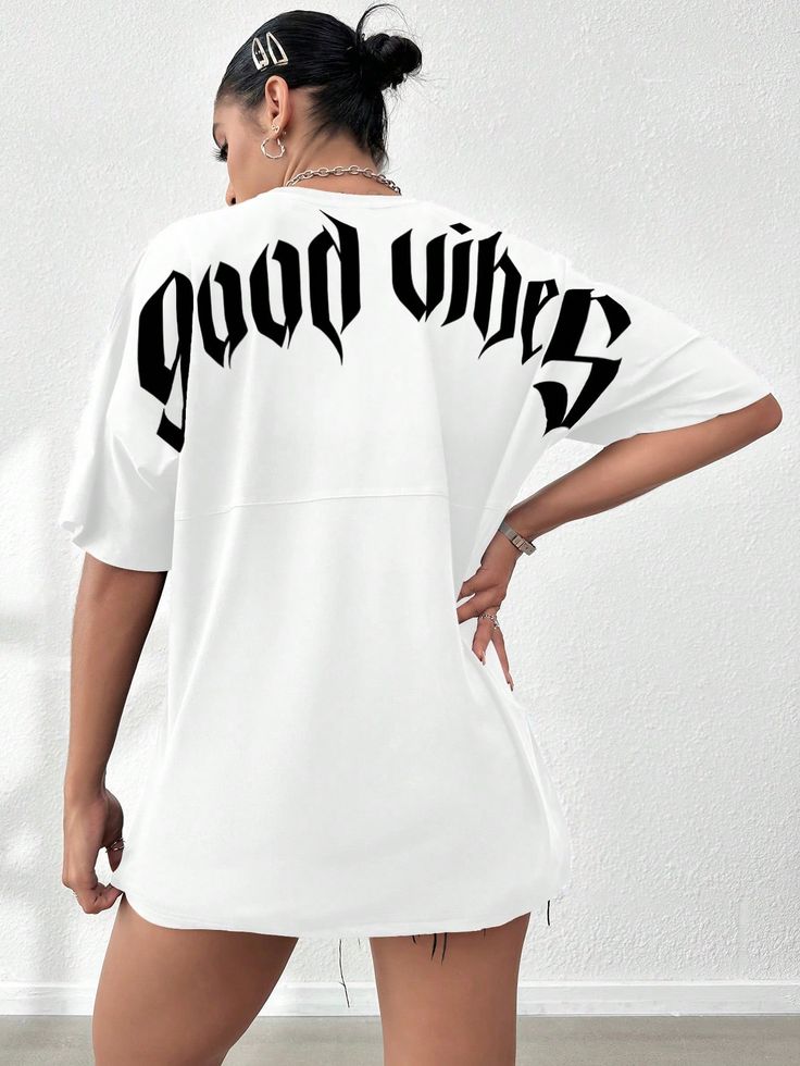 Simple Graphic Print T-shirt